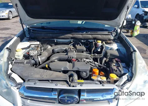 2014 Subaru Outback 2.5I Premium z USA, uszkodzony, nr VIN 4S4BRBCC8E3205129